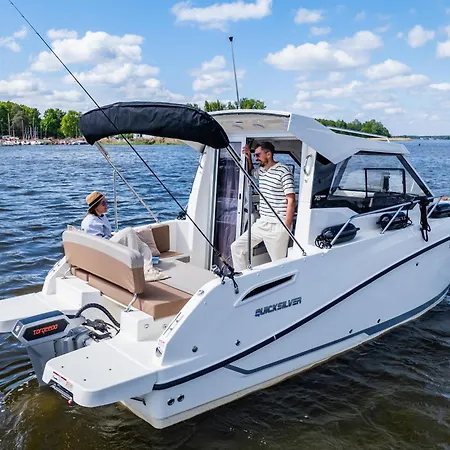 Masuria Warsaw Picnic Botel *